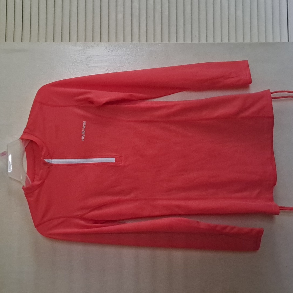 HISKYWIN Women's Long Sleeve UV Sun Protection Rash Guard Swimsuit Top